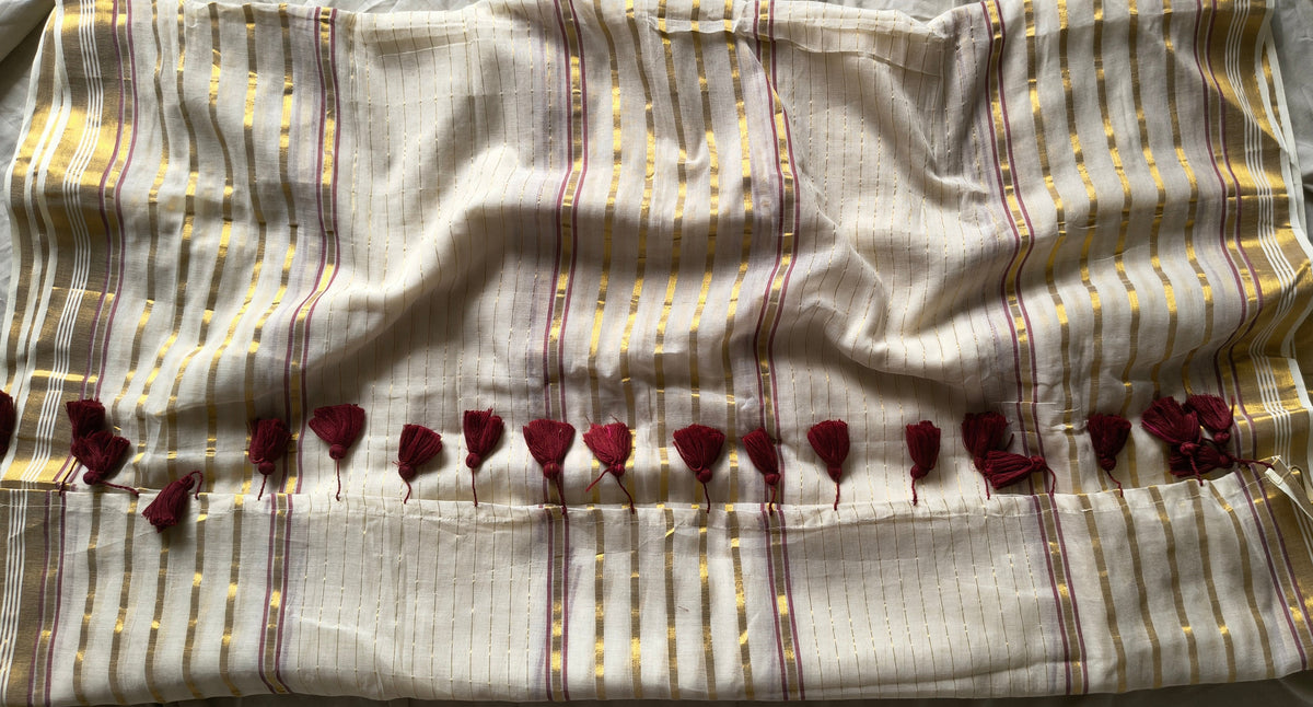 Ivory Grace Handloom Mul Cotton Saree