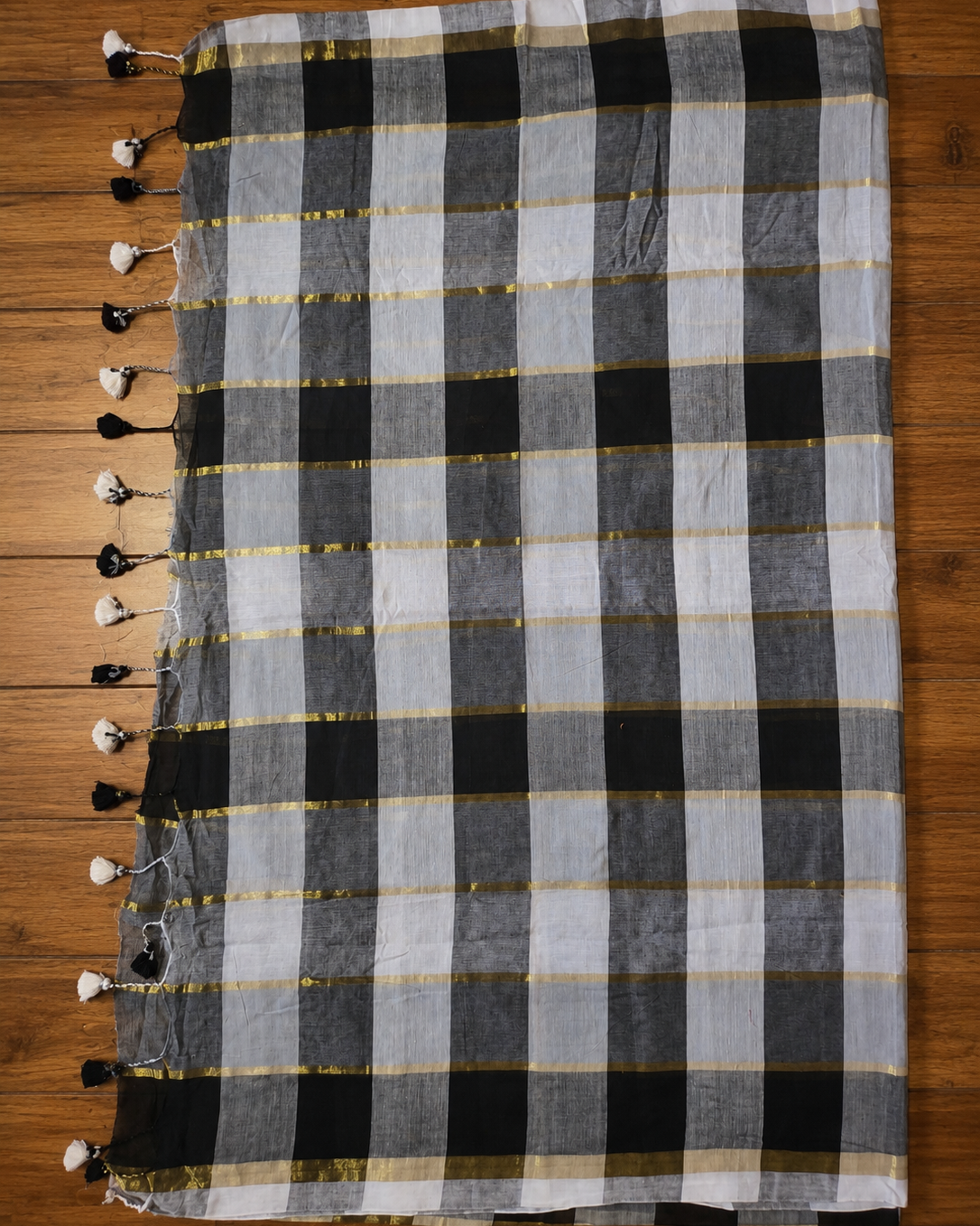 Black & White Zari Checks Handloom Mul Cotton