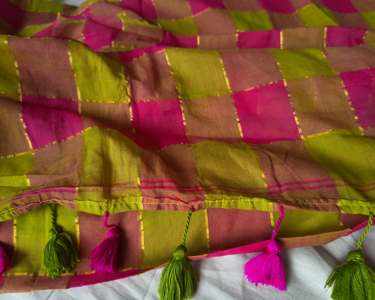 Green, Pink Zari Checks Handloom Mul Cotton