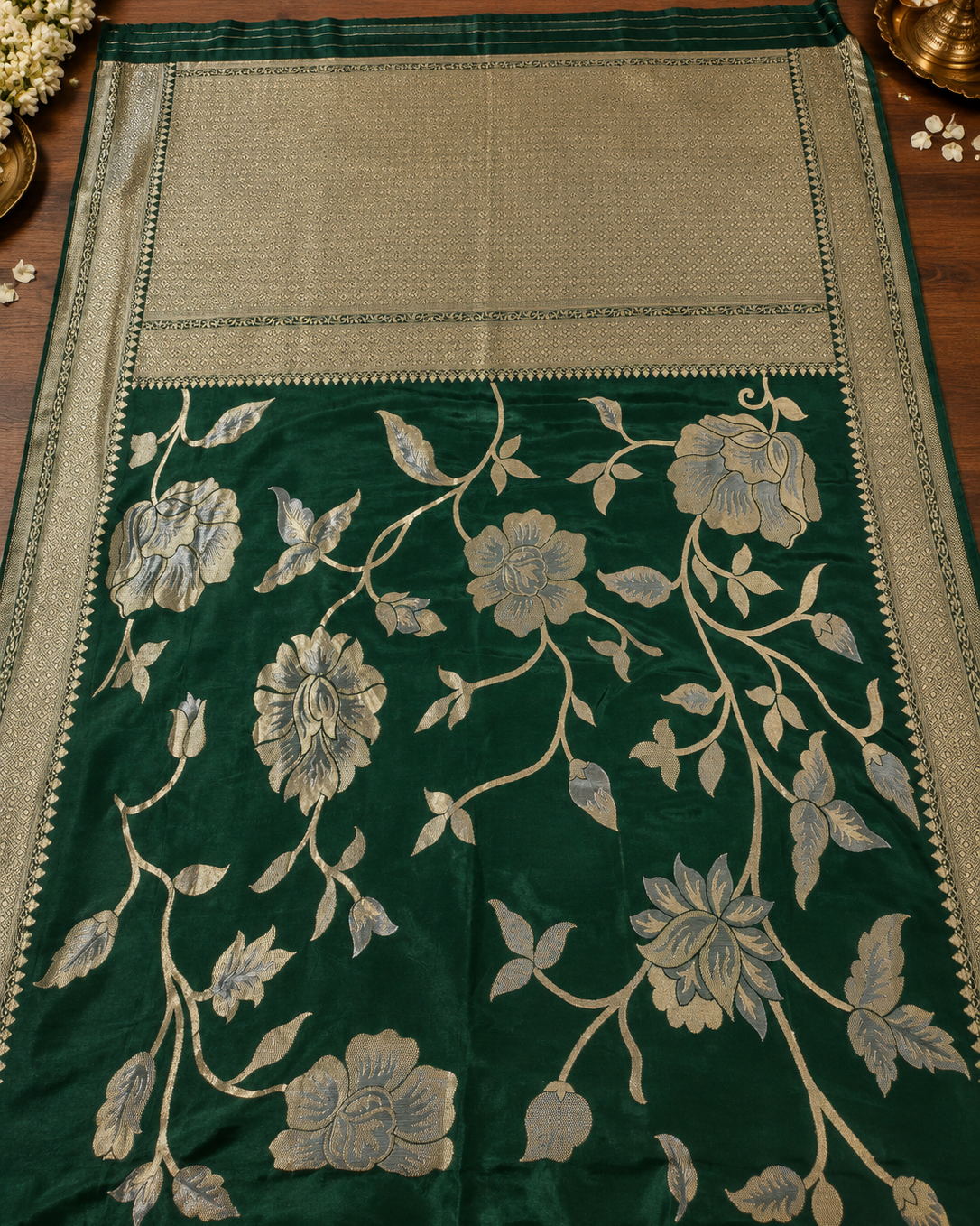 Emerald Flora Zari