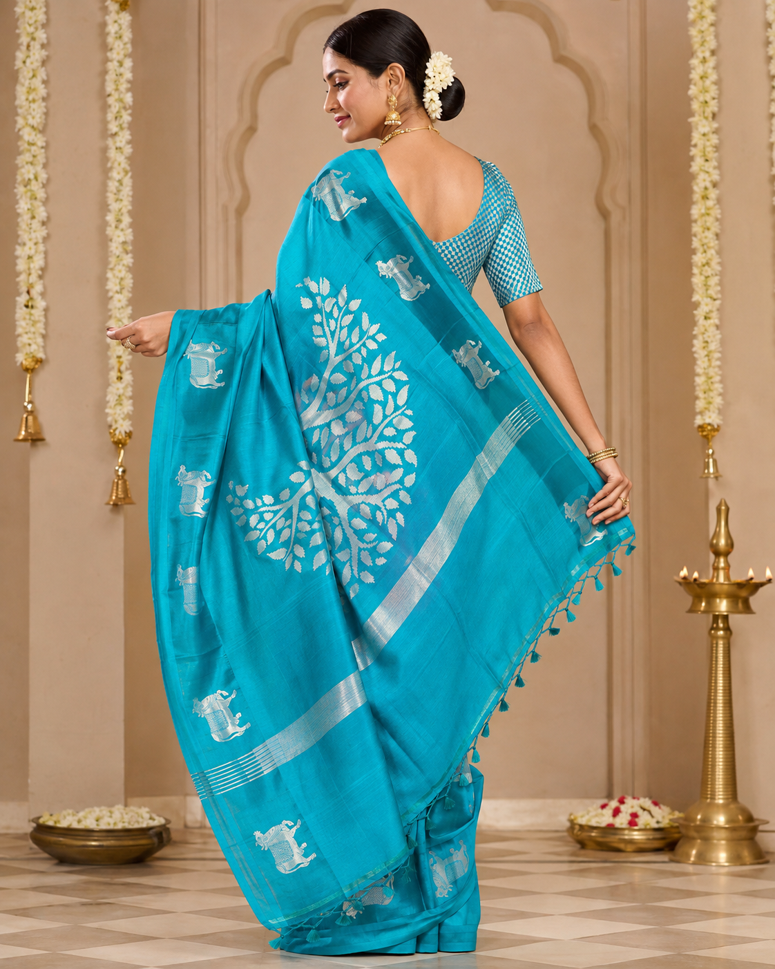 Neel Gokul Pichwai Saree